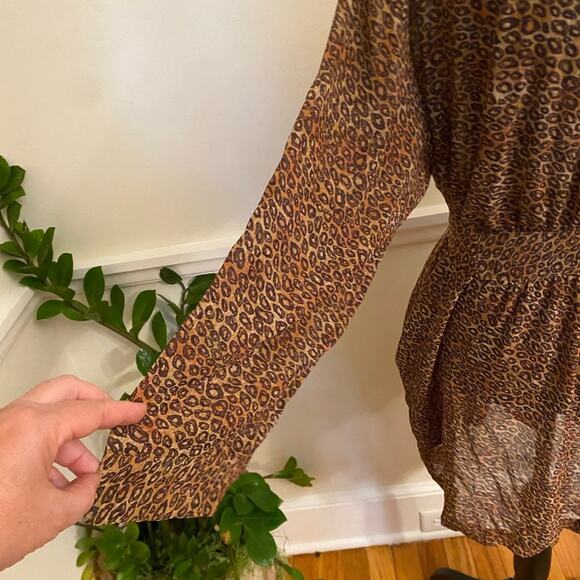 Victoria's Secret Animal Leopard Print SEXY Short pockets! Robe one Size S, M, L - Picture 6 of 13